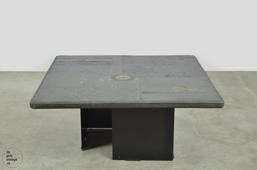 Handgefertigter Vintage Beistelltisch aus Naturstein mit BRONZE Einlage, Niederlande 1970er