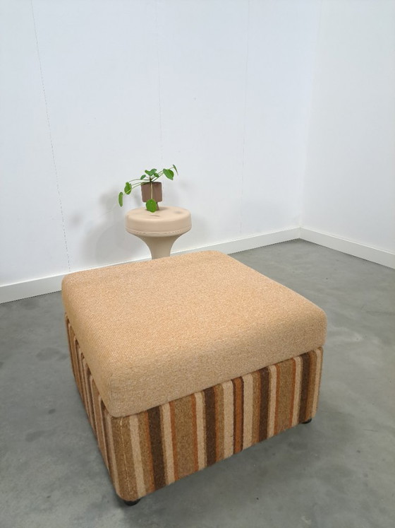 Image 1 of Gestreepte elementen fauteuil met hocker of sofa