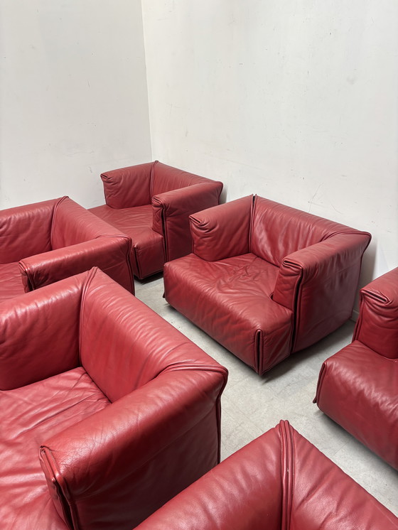 Image 1 of Divano Club "Cardigan" di Vico Magistretti per Cassina