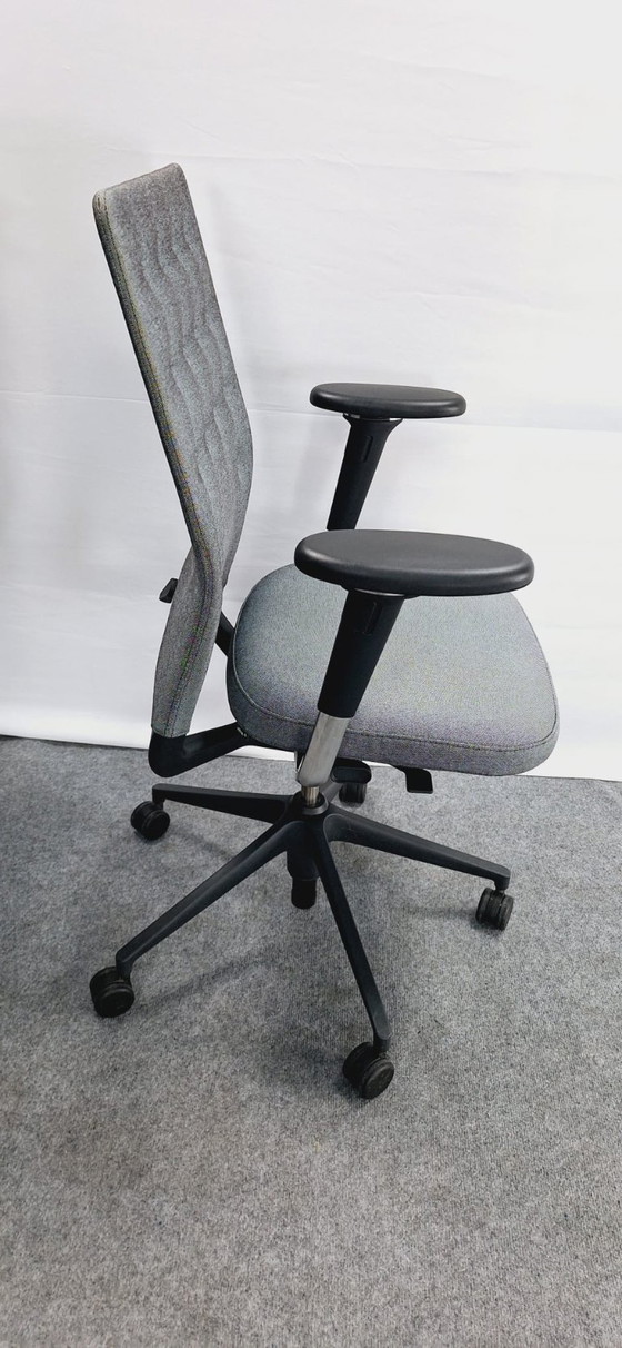 Image 1 of Sedia da ufficio Vitra ID Chair