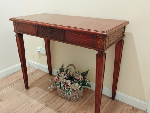 Wooden entryway table with details