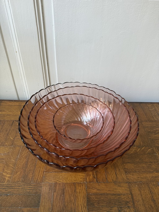 Set of 4 Pink Glass Salad Bowls