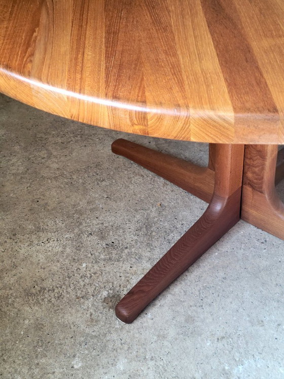 Image 1 of Vintage extendable round dining table in teak, Denmark 1960