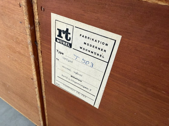 Groot Mid-century teakhouten lowboard van RT Möbel, jaren 60 - Denemarken – Dressoirs (photo 2 of 12)