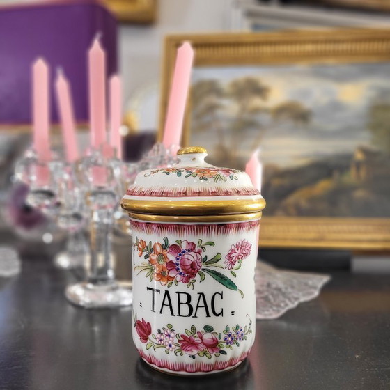 Image 1 of Bote para tabaco, porcelana pintada a mano, f. s. XIX - Francia