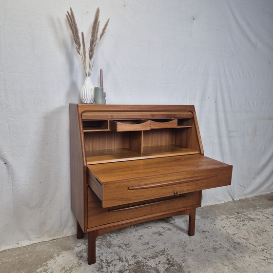 Image 1 of Bernhard Pedersen & Søn, vintage Deense secretaire, kaptafel