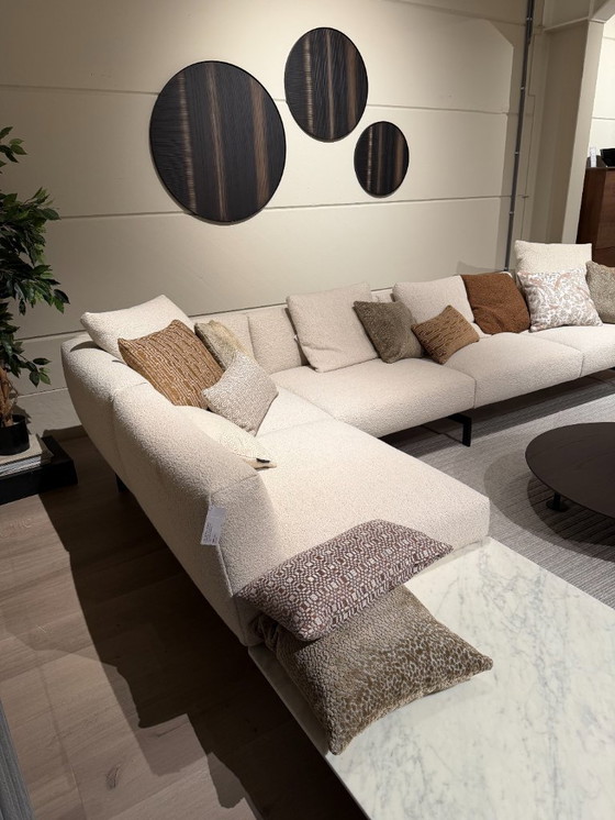 Image 1 of Knoll - Avio Sofa