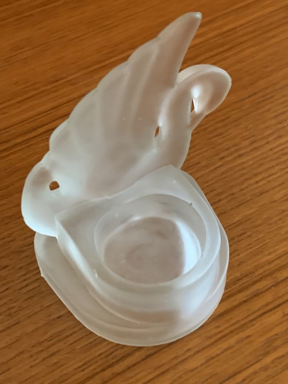 Image 1 of Bougeoirs cygnes en verre dépoli, style Art déco, lot de 2, années 1930