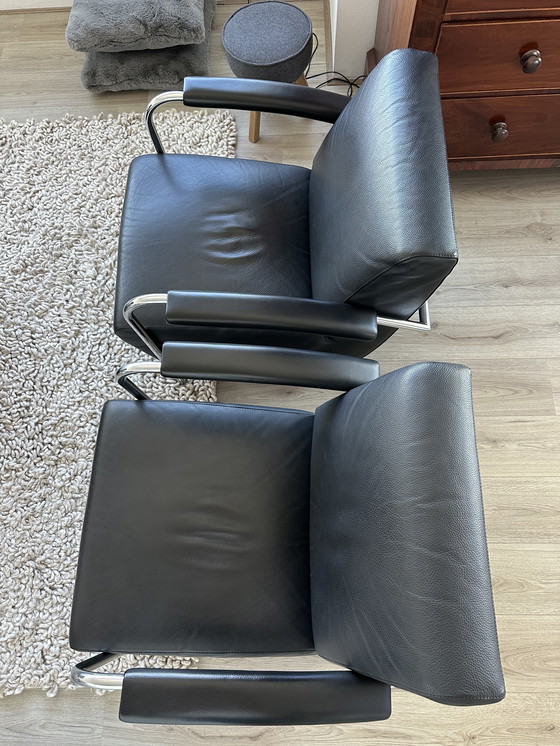 Image 1 of 2 x Leolux Scylla leather armchair (low)