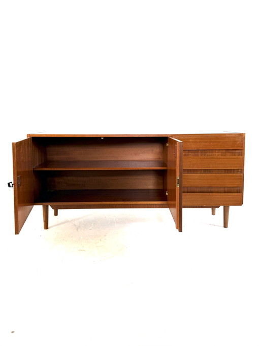 Vintage teak sideboard/TV cabinet '60 – dressoirs, Wood, Metal (photo 2 of 13)