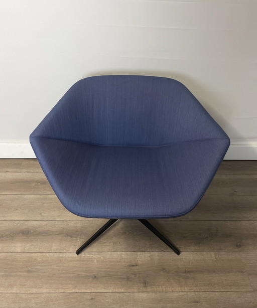 Montis Ella Swivel Armchair