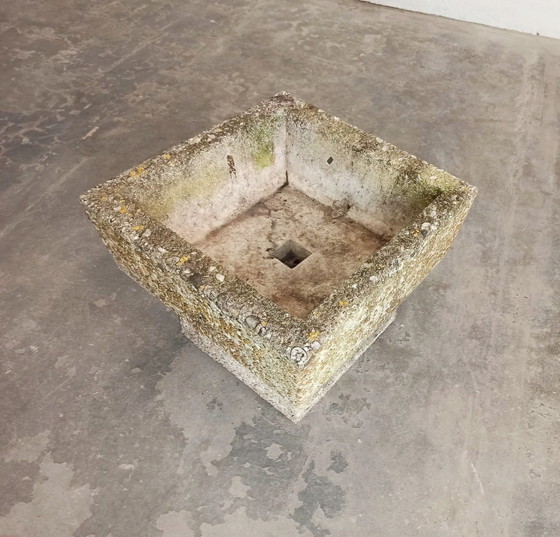 Image 1 of Vintage beron outdoor planter