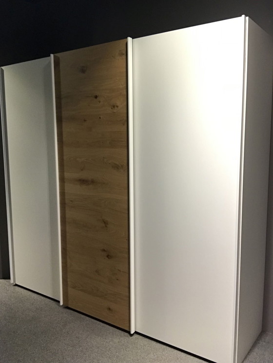 Image 1 of Loddenkemper Max 300 kledingkast