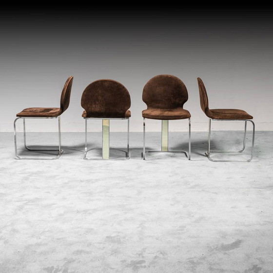 Image 1 of Table avec base en cristal et 4 chaises avec tissu en daim, 1970