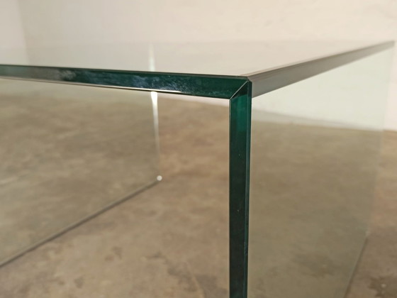 Image 1 of Mesa auxiliar o de centro de cristal Tonelli