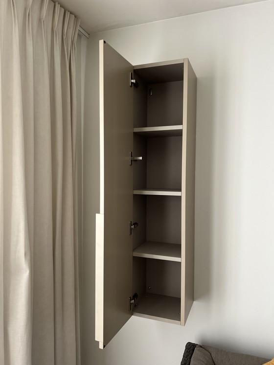 Image 1 of Armadio a muro di Cappellini