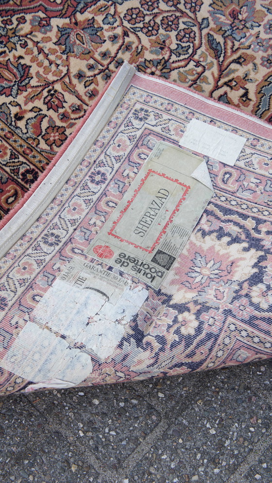 Image 1 of Vloerkleed Met Roze En Blauwe Kleuren 302x208cm