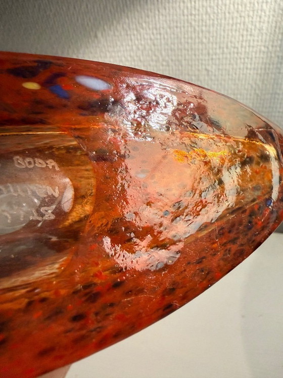 Image 1 of Vase signé Kosta Boda « Satellite » par Bertil Vallien - Grands Confettis Rouges (Modèle 89715)