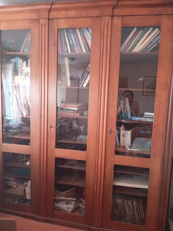 Image 1 of Antique driedeuren boekenkast (begin XIX eeuwe)