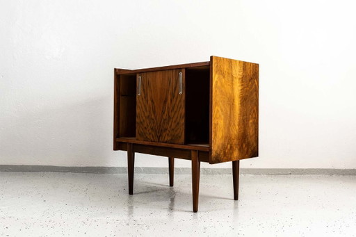 Mini Getränkeschrank von Bytomskie Fabryki Mebli, Polen, 1960er Jahre – drankenkasten, Metal (photo 2 of 11)