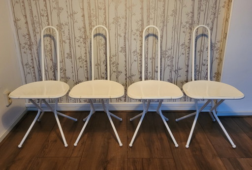 4 Ikea - Niels Gammelgaard - modelo Isak - Postmoderno años 80.