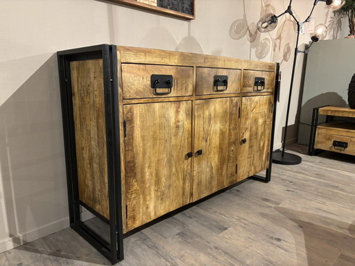 Feelings Milan sideboard