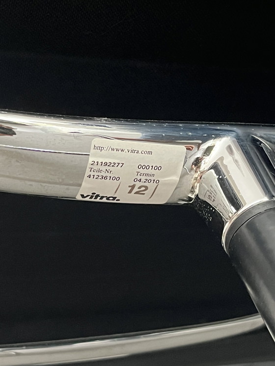 Image 1 of Vitra Eames EA108 Sedia da ufficio in pelle nera