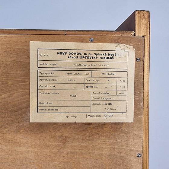 Image 1 of Vintage walnoten garderobekast, 1970