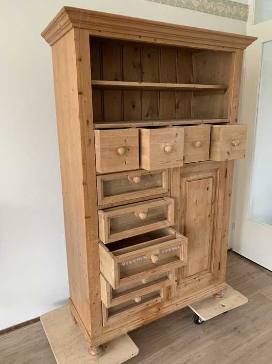 Mobile da cucina inglese in pino con cassetti, Mobili contenitori, Vetro, Legno, Marrone (foto 2 di 5)