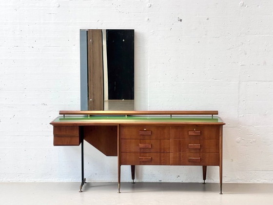 Image 1 of Eccezionale credenza italiana di metà secolo con specchio, anni '60