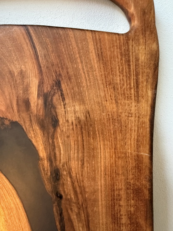 Image 1 of Tablas de bebidas de diseño hechas de madera maciza - hechas a mano