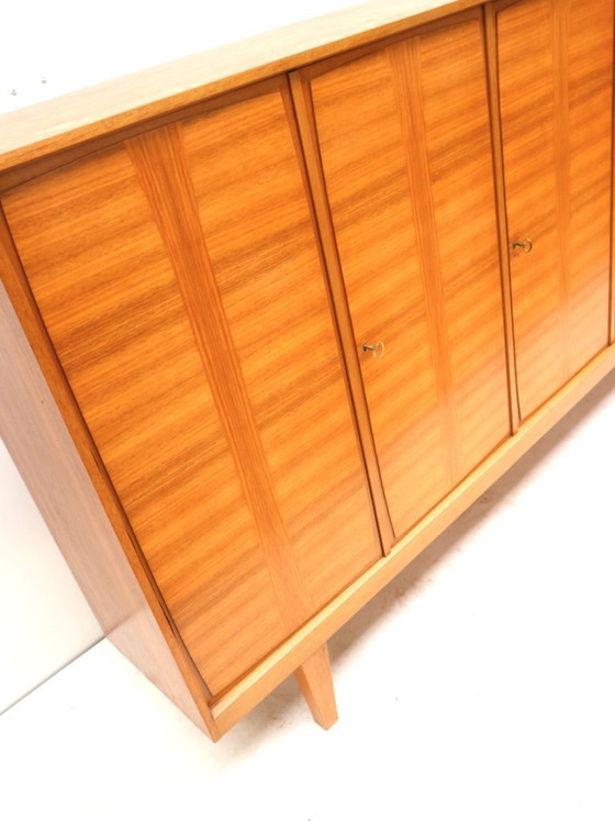 Image 1 of Grande credenza/madia alta vintage realizzata negli anni '70
