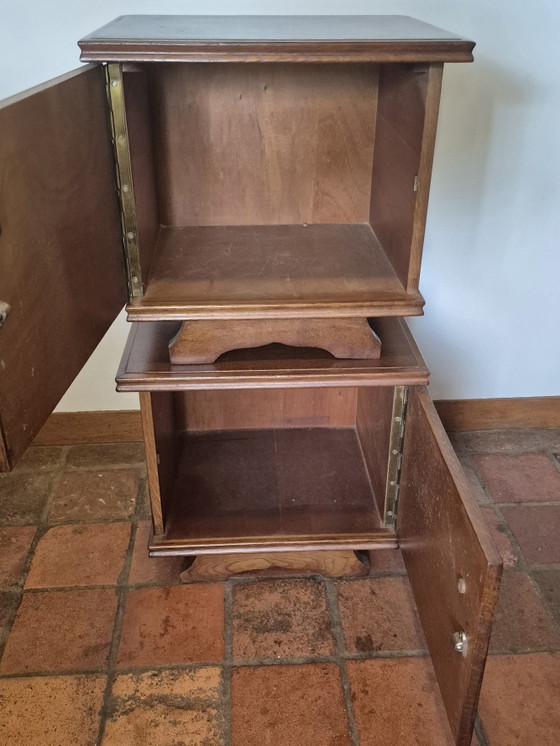 Set originale di 2 eleganti comodini in legno di metà secolo, vintage – Wood (photo 2 of 7)
