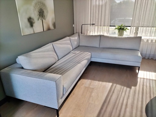 Design on Stock Ecksofa-Modell Aikon Lounge-Stoff Milton Freeze