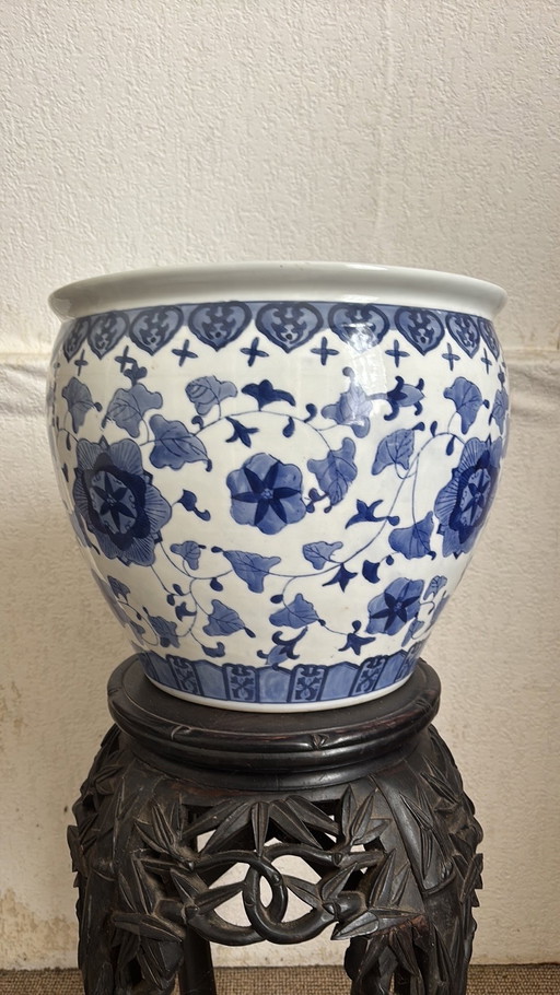 Grand pot ancien bleu de Delft