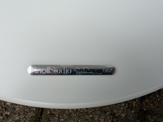 Image 1 of Original Carrara marble round Knoll Tulip dining table (120cm)