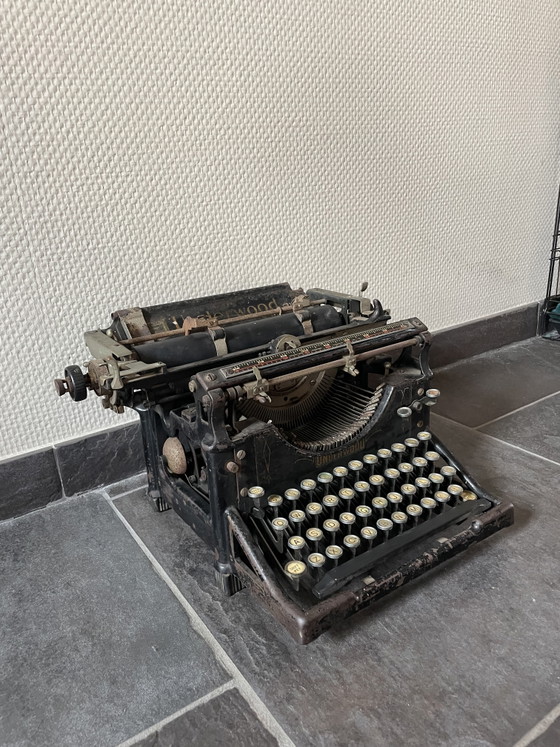 Antike Underwood Nr. 5 Schreibmaschine. 1915–1925 – Dekorative Objekte, Cast Iron, Metal (photo 3 of 14)