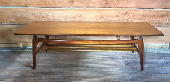 Image 1 of Vintage, design salontafel Louis van Teeffelen. Nr. 1