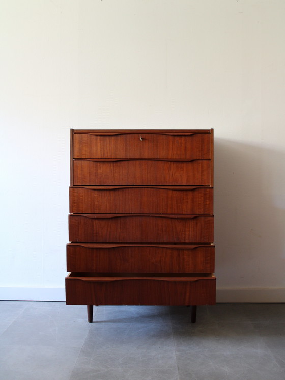 Image 1 of Vintage Deense ladekast in teak