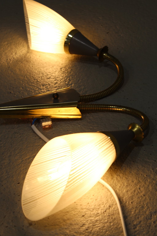 Vintage Biegbare Wandlampe - 1950s, Messing, Glas