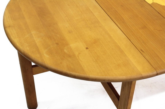 Image 1 of Vintage round extendable dining table made of solid beech wood