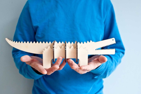 Image 1 of Décoration crocodile en bois par Ulap design