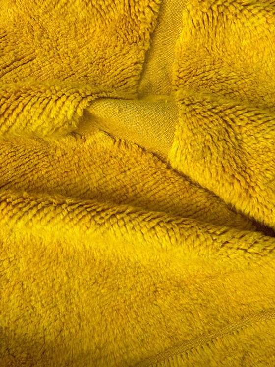 Image 1 of Tapis berbère marocain jaune sur mesure 3 x 2 m