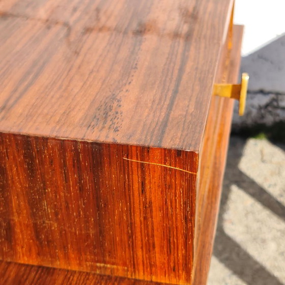 Paar Mid-Century Modern Nachttische aus Holz, Messing, Braun, Mid Century Modern (Foto 12 von 13)