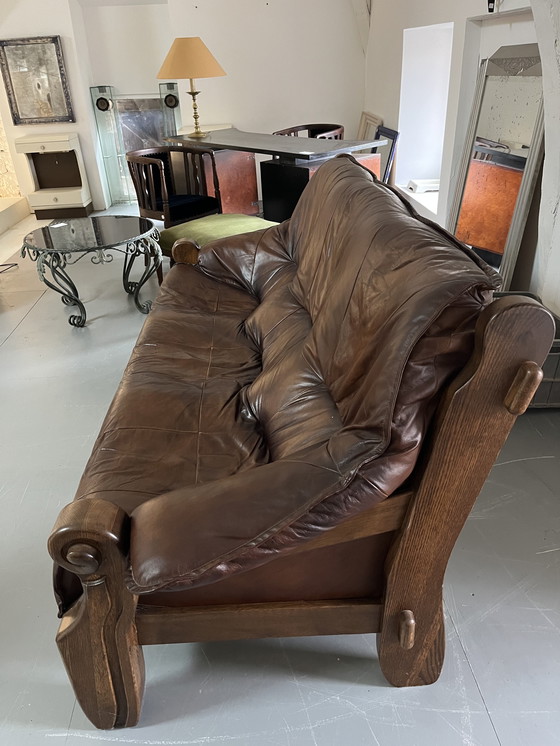 Image 1 of Conjunto de sofá y 2 sillones de los años 60 en madera y cuero