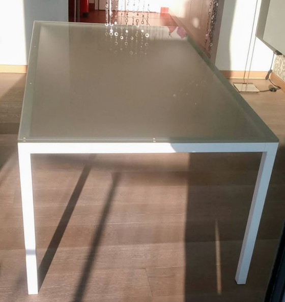 Image 1 of Designer table with white base, frosted glass tabletop; 180x99.50x74cm, detachable