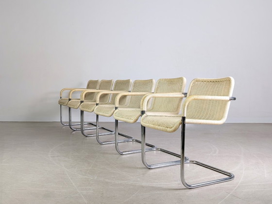 Image 1 of Set van 6 originele Tecta D41 cantileverstoelen in Bauhaus-stijl met een elegant design.