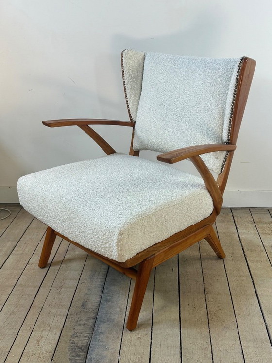 Image 1 of Sillones (par) de madera y tela bouclé, década de 1950.