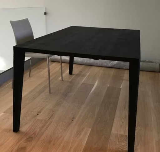 Mesa de comedor Bolia elegante