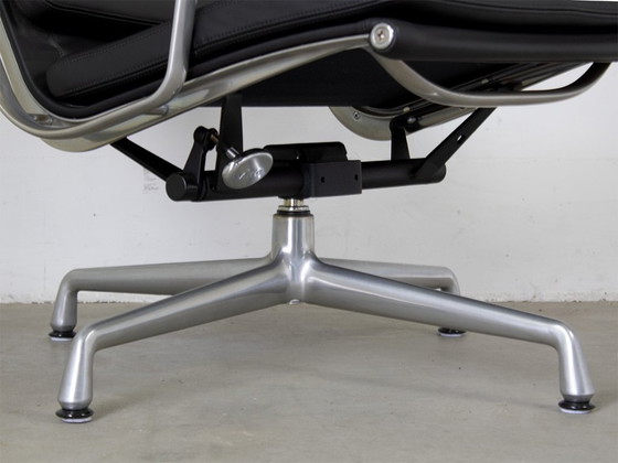 Poltrona Vitra EA 222, Charles & Ray Eames – Poltrone, Aluminium (photo 7 of 8)
